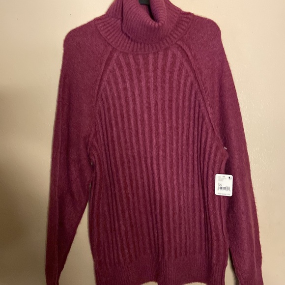 Free People sweater - Picture 6 of 11